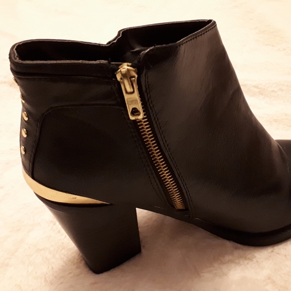 Booties - Picture 8 of 9